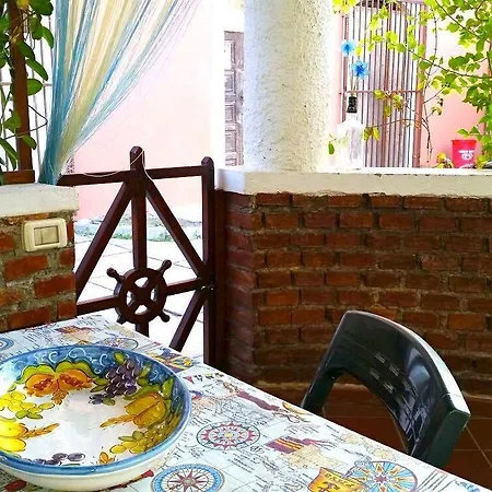 Limoni Sul Mare Torre di Faro